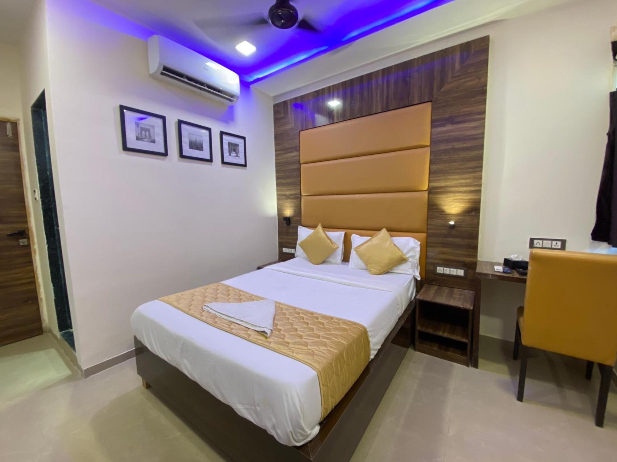 Hotel Blue Wellington - Near Mumbai Airport Ngoại thất bức ảnh